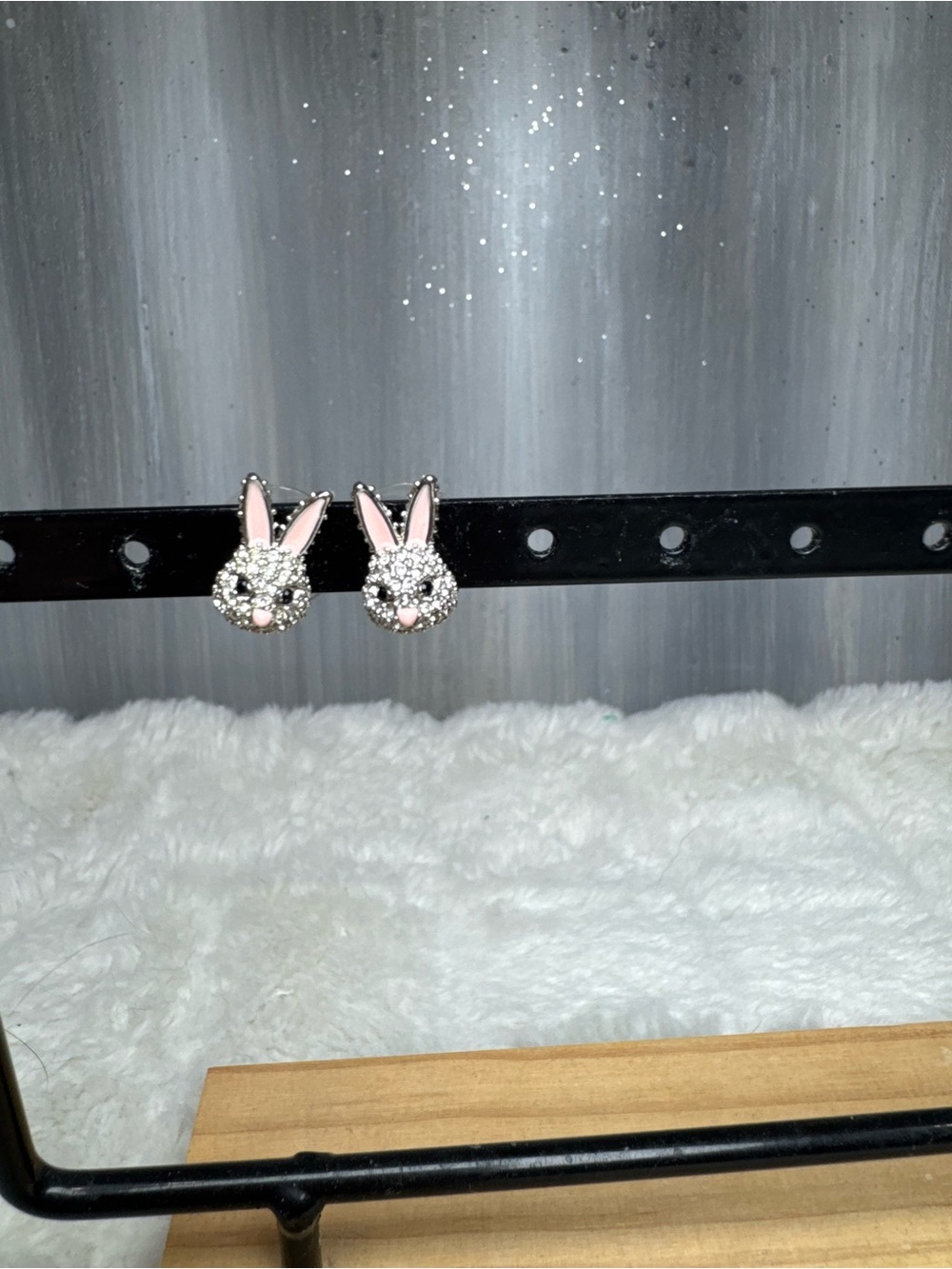 Kate Spade Magic Rabbit Studs - Picture 3 of 6